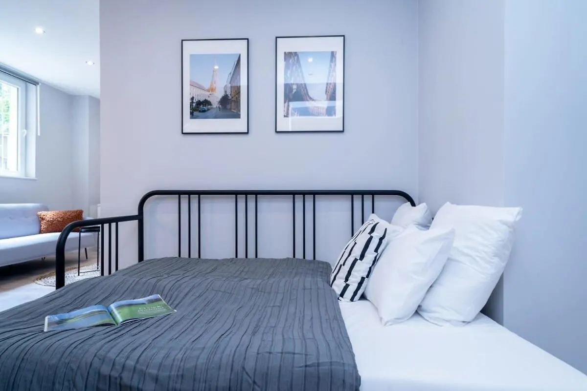 Super Central New Apartment With Air Conditioning Boedapest